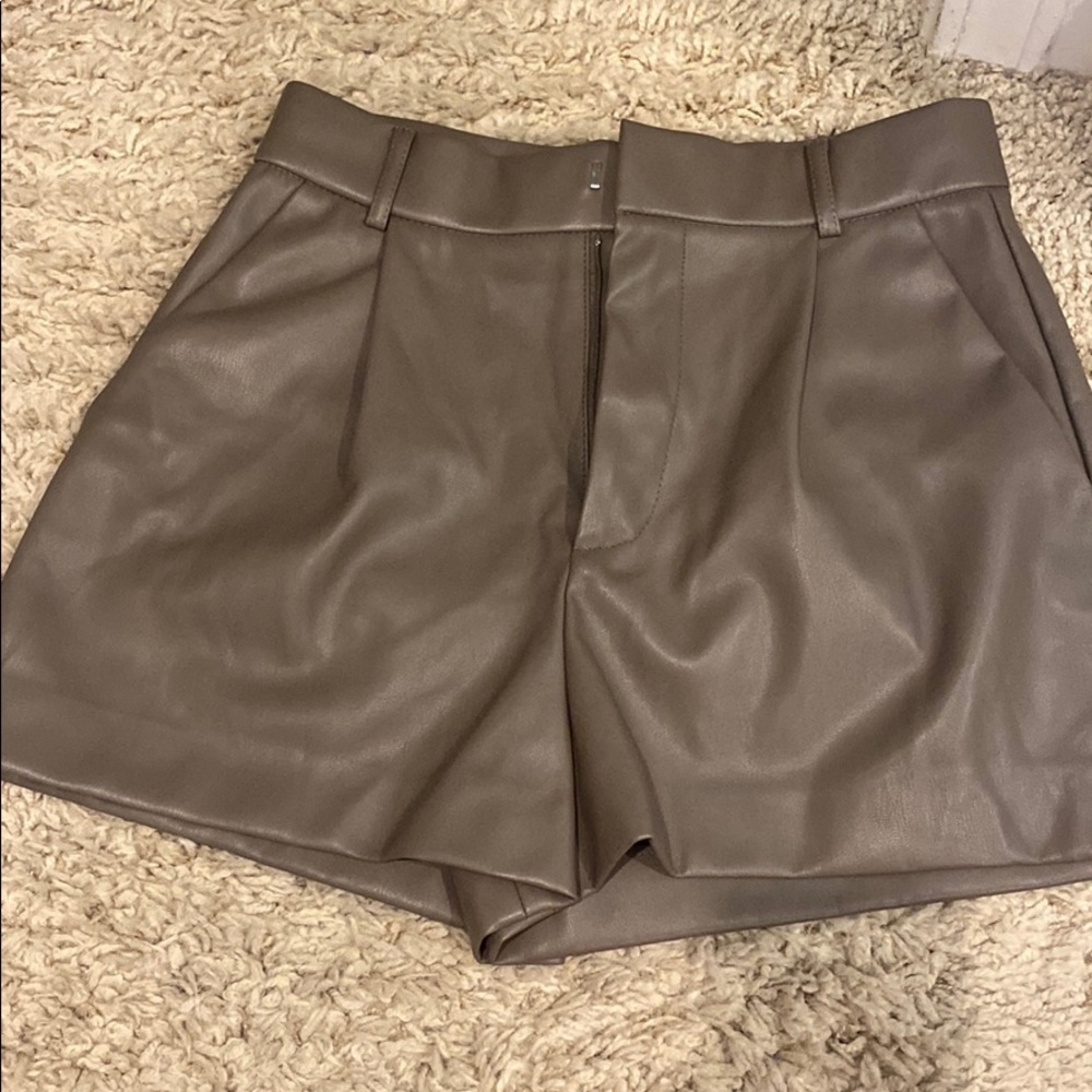 Zara leather gray shorts size small